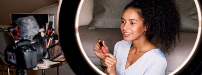 Como escolher nicho digital para influencer em 6 passos? Descubra!