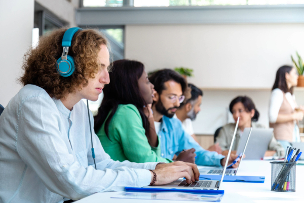 Trilhas de aprendizagem: como estruturar e manter alunos engajados