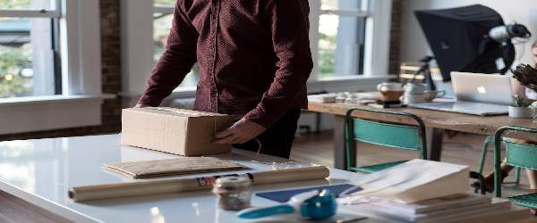 Vantagens e desvantagens do dropshipping: confira se vale a pena!