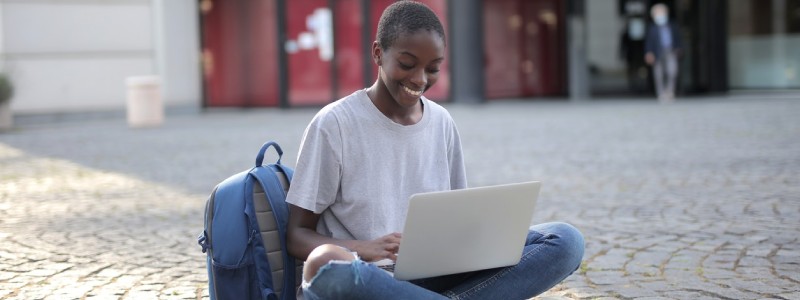 O que é uma plataforma EAD para escolas? Conheça as vantagens da ferramenta!