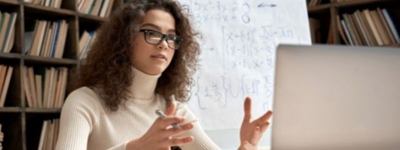 Qual é a diferença entre a educação presencial e educação à distância? 7 pontos principais!