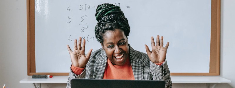 Como divulgar um curso online e fazer de suas aulas um sucesso?