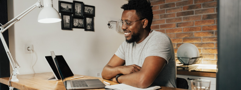 O que é treinamento e-learning? 5 vantagens para as empresas