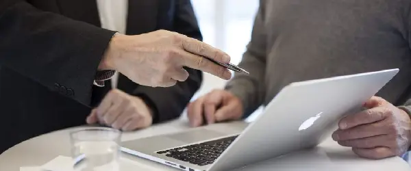 Como vender consultoria financeira e transformar desafios em oportunidades?