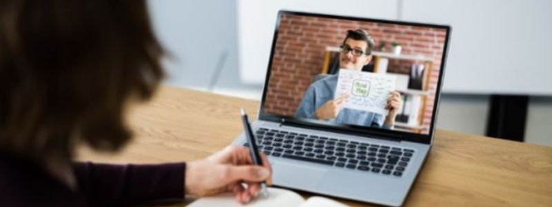 Quanto custa para desenvolver um treinamento online? 4 gastos essenciais!
