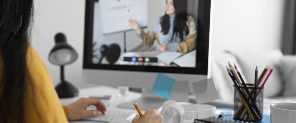 Como criar cursos on-line grátis? Confira o passo a passo neste post!