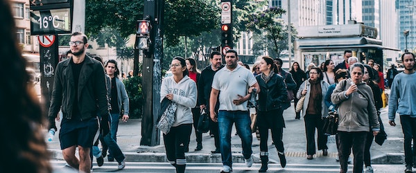 O que é crowdsourcing e como isso pode ajudar as empresas?