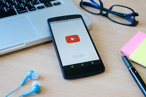 Descubra como montar uma playlist no Youtube em 8 passos simples!